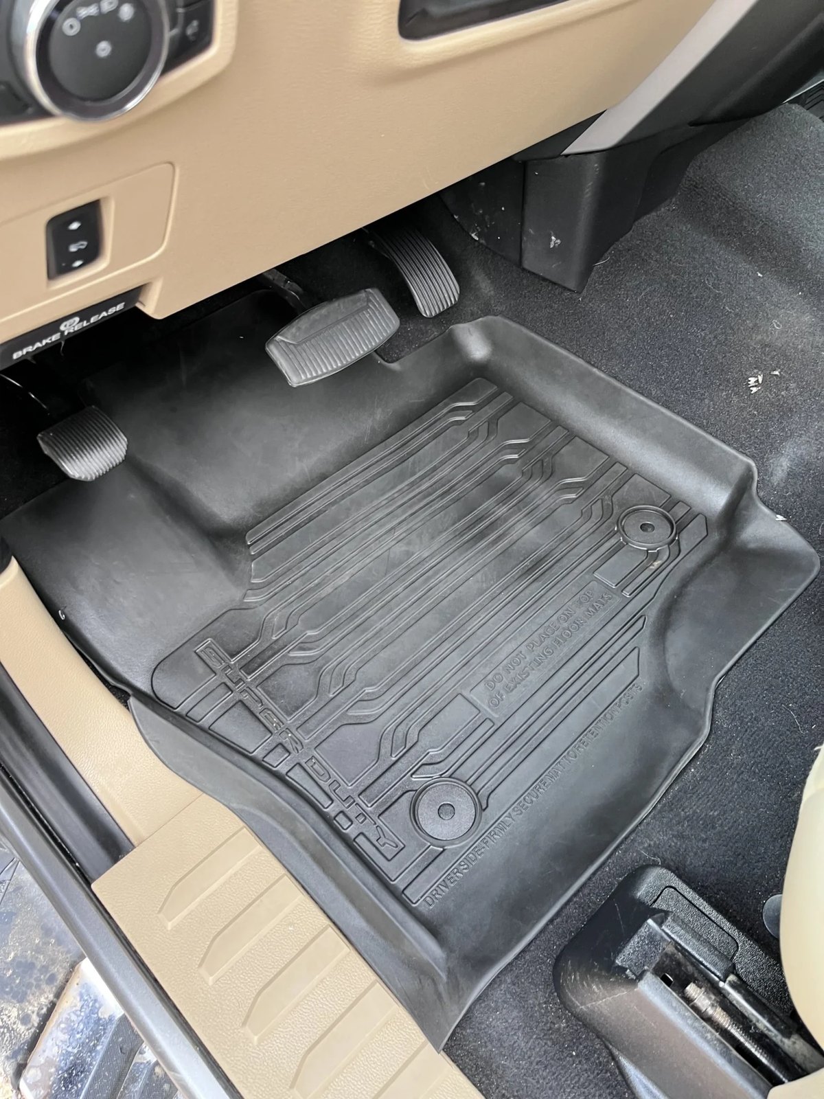 How To Clean Rubber Floor Mats — Allen Auto Detailing